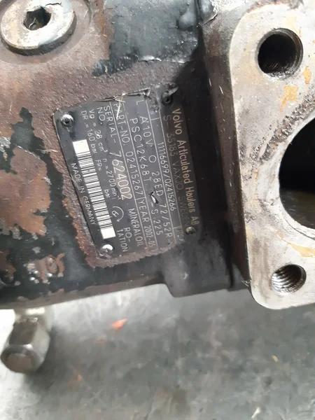 Pompe hydraulique principale pour VOLVO A25D
