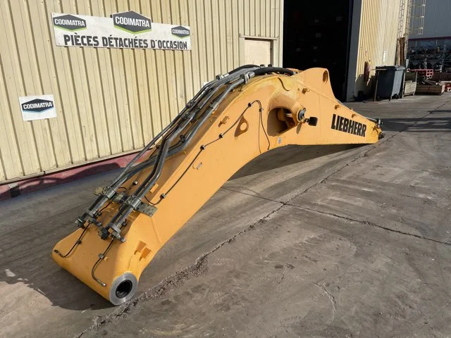 Boom for LIEBHERR R934C