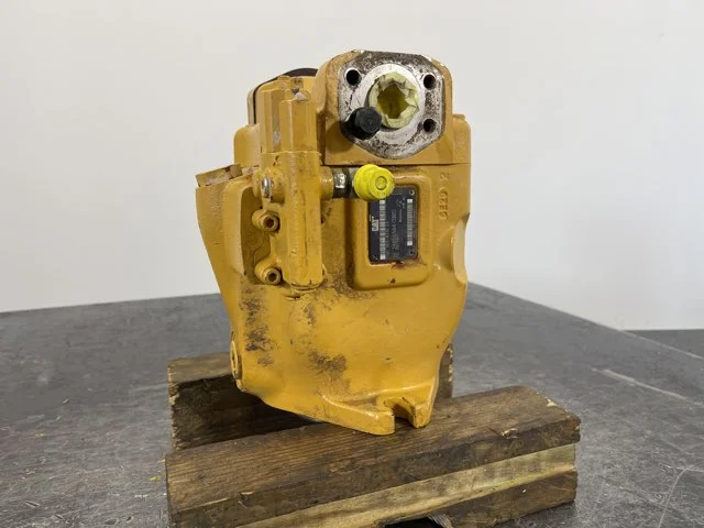 Auxiliary hydraulic pump for CATERPILLAR 980M