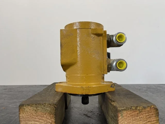 Auxiliary hydraulic pump for CATERPILLAR 980M