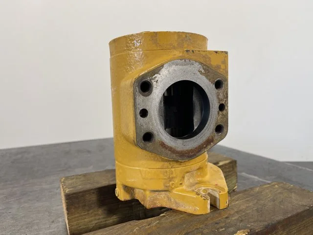 Auxiliary hydraulic pump for CATERPILLAR 980M