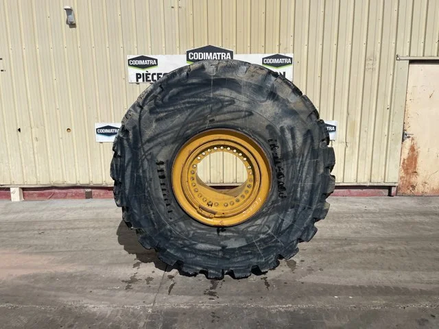 Tire for CATERPILLAR 980M