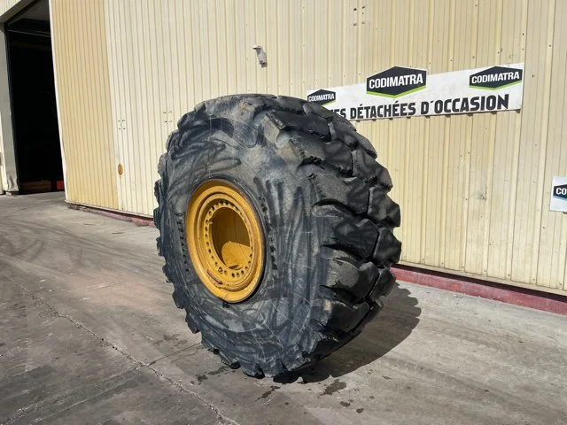 Neumático para CATERPILLAR 980M