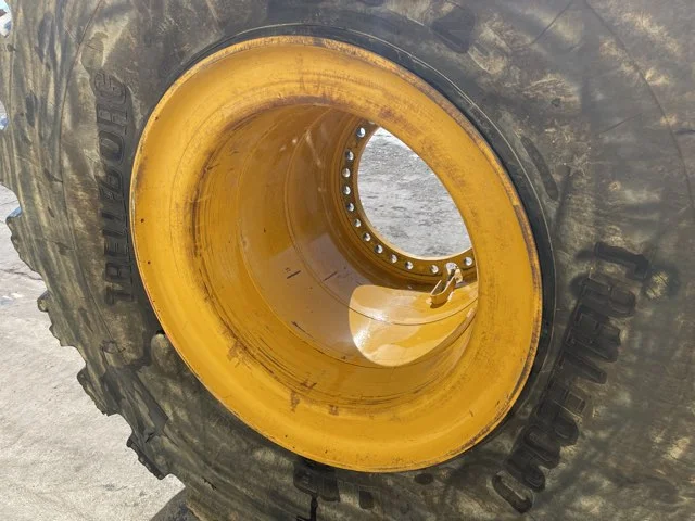 Llanta para CATERPILLAR 980M