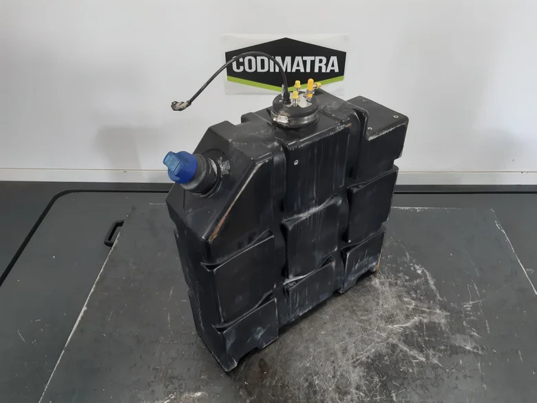 Fuel tank for LIEBHERR R936NLC