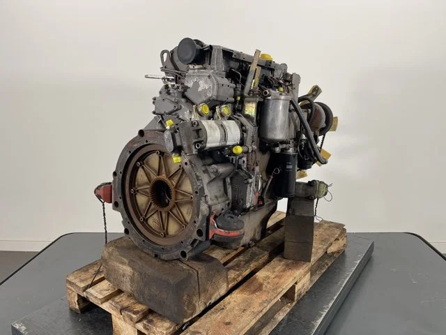 Moteur thermique pour LIEBHERR A316