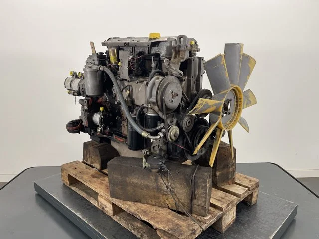 Moteur thermique pour LIEBHERR A316
