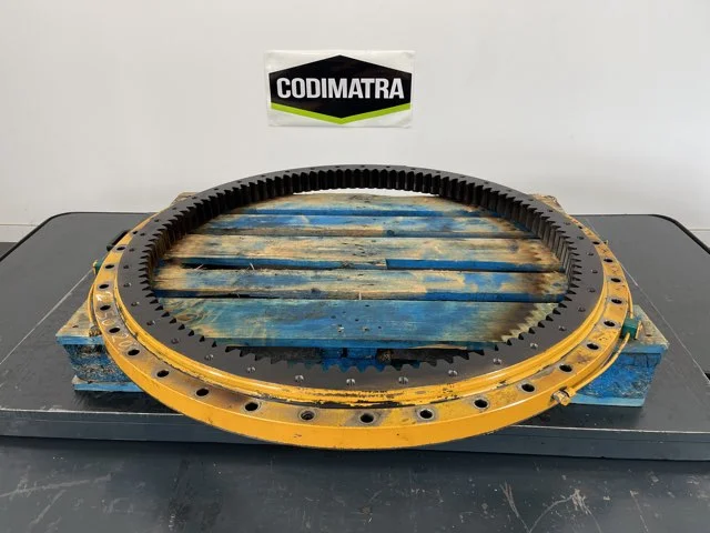 Couronne d'orientation pour LIEBHERR A316