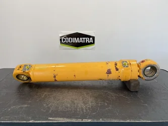 Vérin de volée variable pour LIEBHERR A316