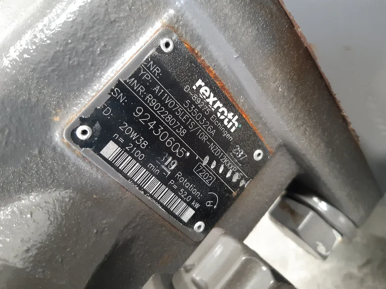 Auxiliary hydraulic pump for MECALAC 11MWR