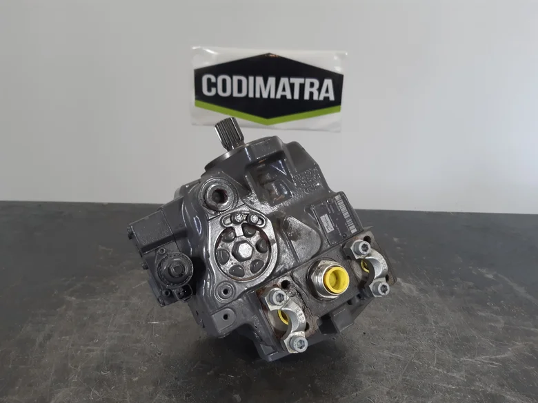 Auxiliary hydraulic pump for MECALAC 11MWR