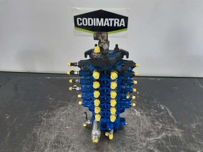 Hydraulic Distributor for MECALAC 11MWR