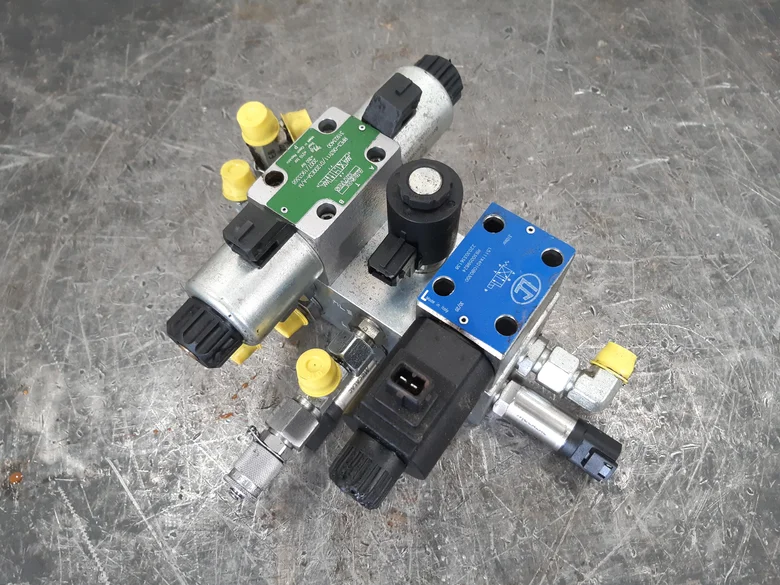 Válvulas eléctricas para MECALAC 11MWR