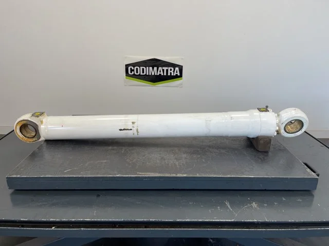 Vérin de flèche pour LIEBHERR R916 ADVANCED