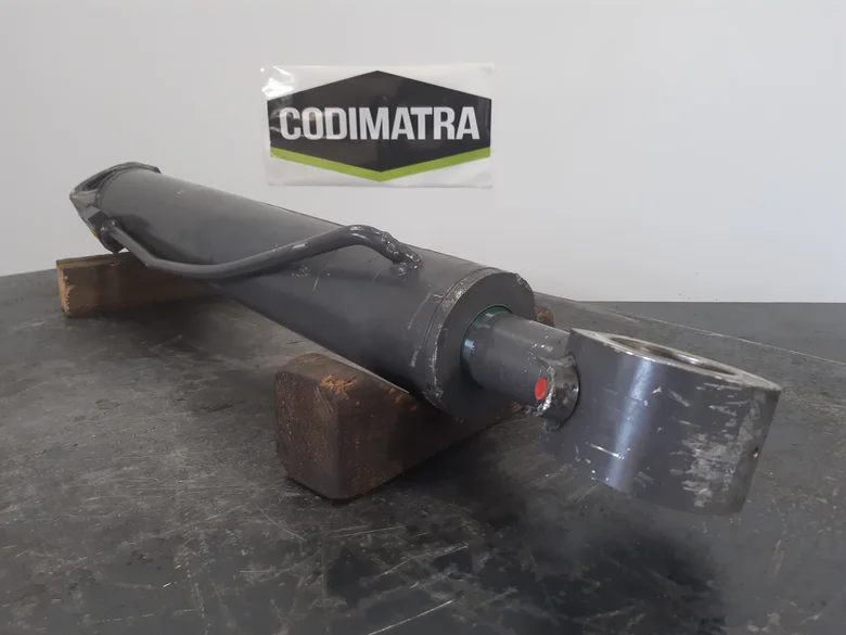 Cilindro de cazo para MECALAC 11MWR