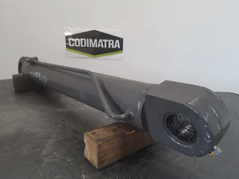 Variable boom cylinder for MECALAC 11MWR