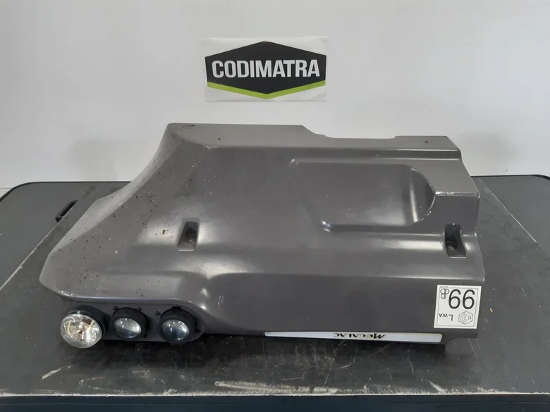 Capó para MECALAC 11MWR