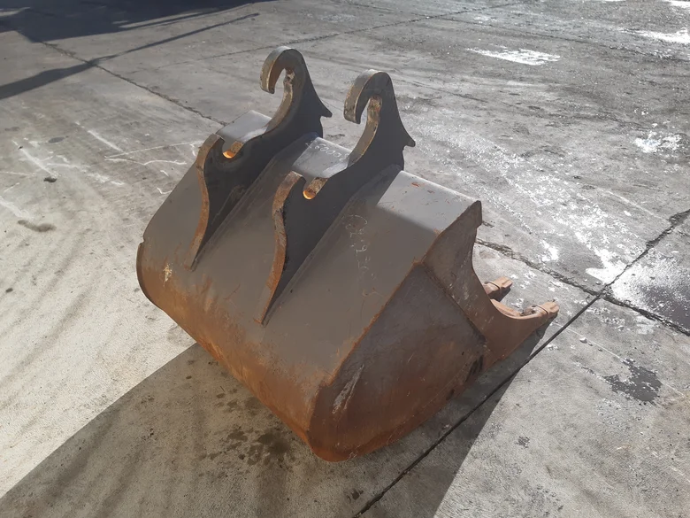Trenching bucket for MECALAC 11MWR