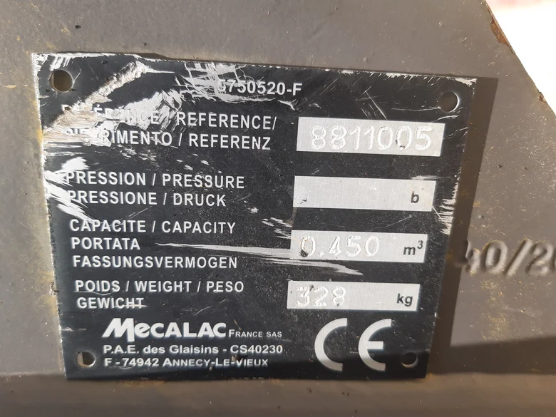Trenching bucket for MECALAC 11MWR