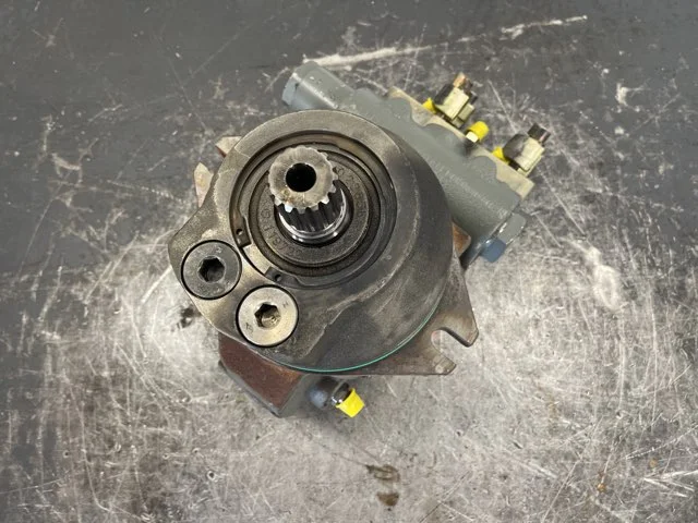 Moteur hydraulique translation para LIEBHERR R924COMP