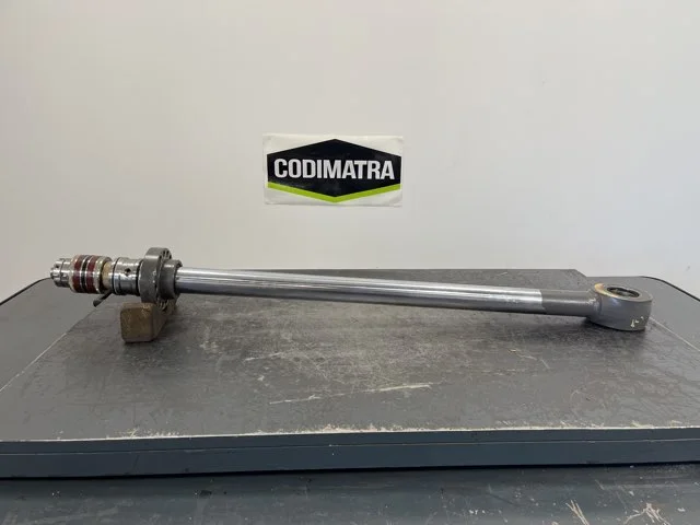 Cilindro de flecha para VOLVO EW140D