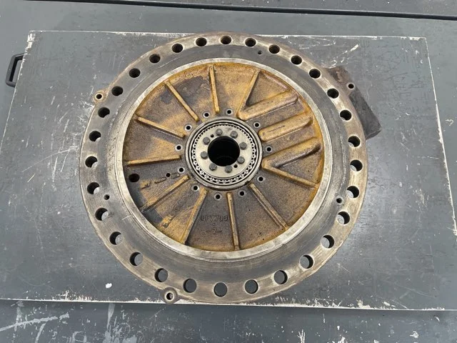 Various transmission components for CATERPILLAR D8L