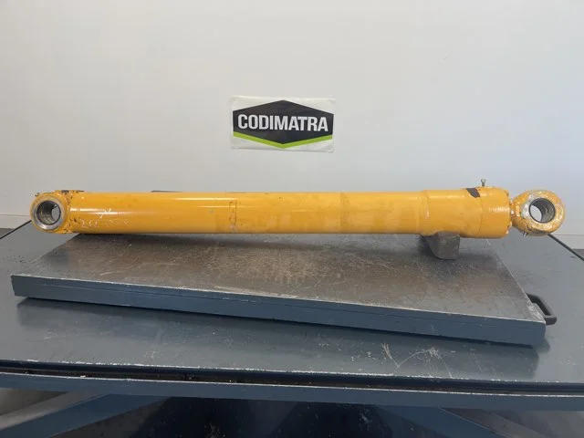 Vérin de flèche pour LIEBHERR R924COMP