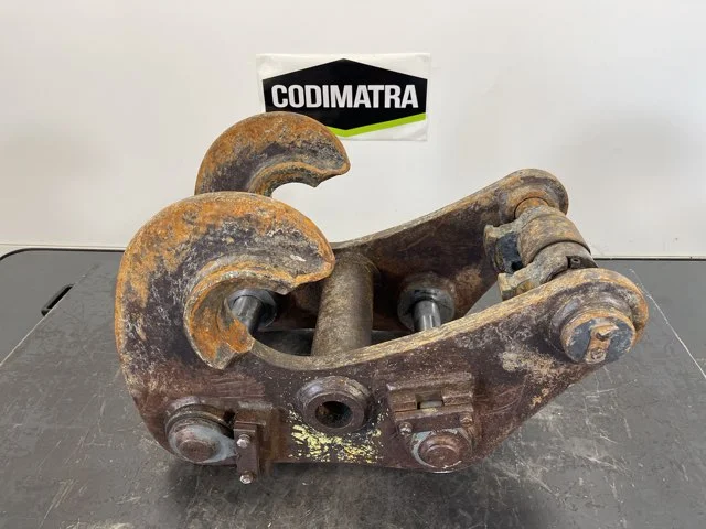 Quick coupler for LIEBHERR R924COMP