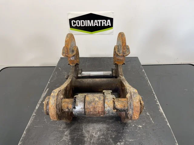 Quick coupler for LIEBHERR R924COMP