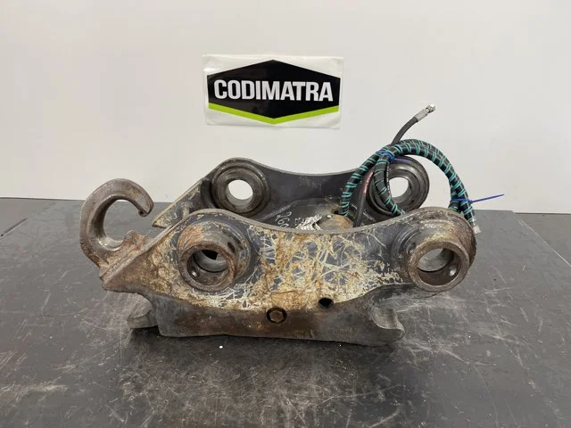 Quick coupler for VOLVO EW140D