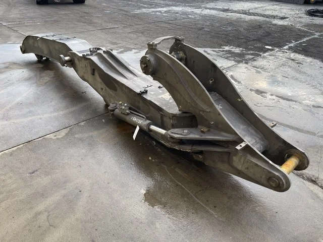 Flèche pour VOLVO EW140D