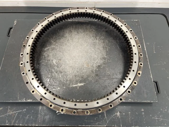 Couronne d'orientation pour VOLVO EWR130E