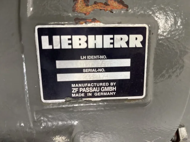 Eje delantero para LIEBHERR A904C