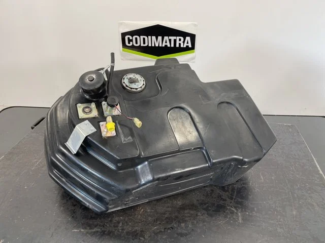Réservoir carburant pour KUBOTA KX080-4