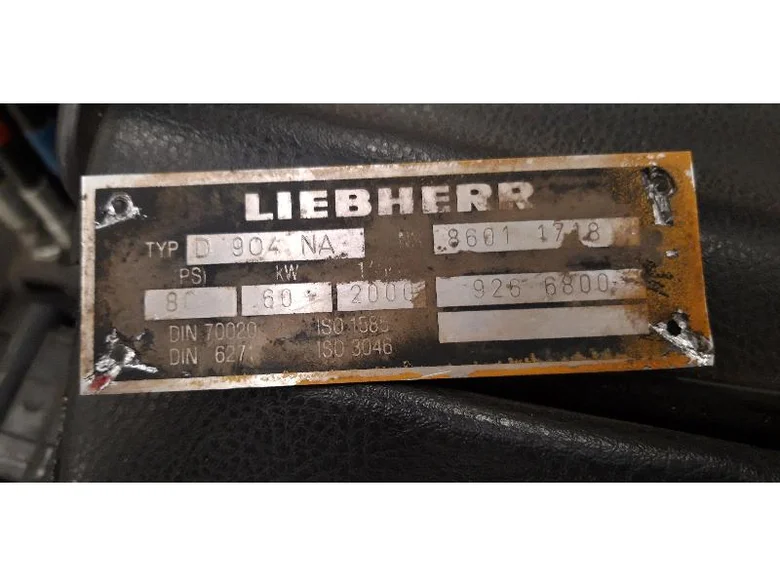 Motor térmico para LIEBHERR A902