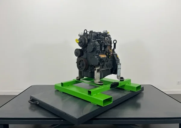 Diesel engine for CASE 221E