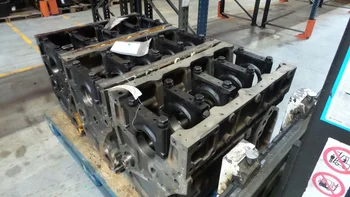 Bloc moteur pour LIEBHERR R914