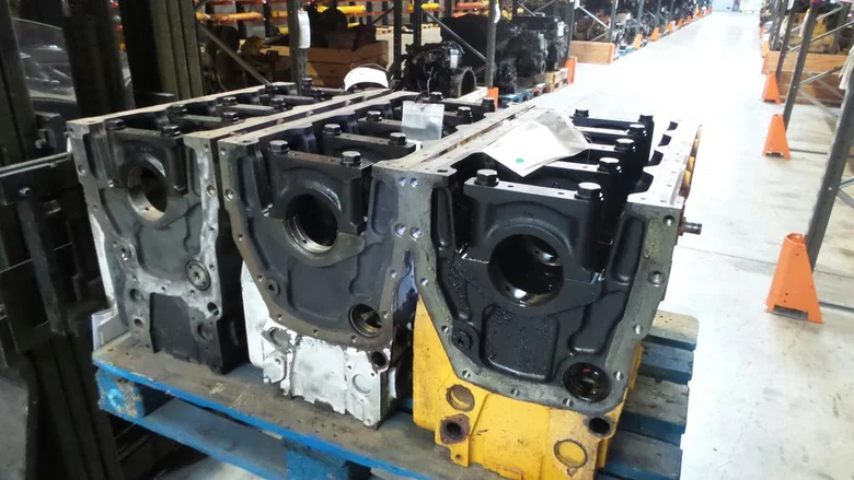 Bloc moteur pour LIEBHERR R922HDSL