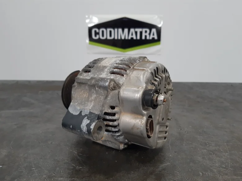 Alternador para KOMATSU PC228USLC-10