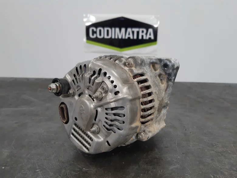 Alternador para KOMATSU PC228USLC-10