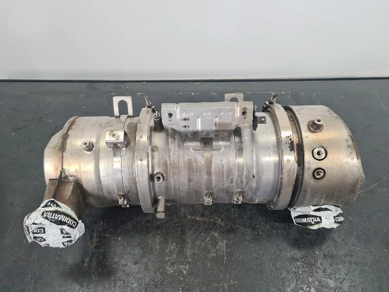 Silencieux pour KOMATSU PC228USLC-11