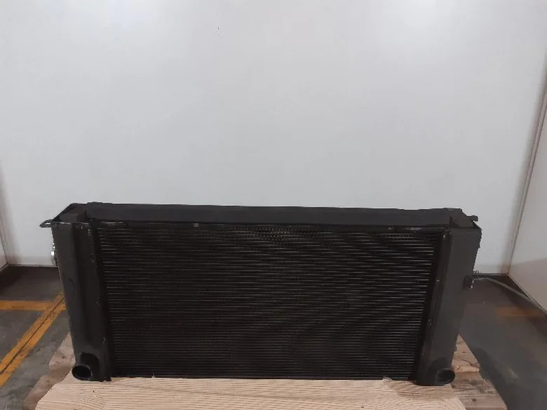 Radiateur eau pour CASE CX210B