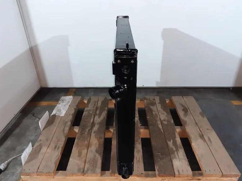 Water cooler for VOLVO A25C