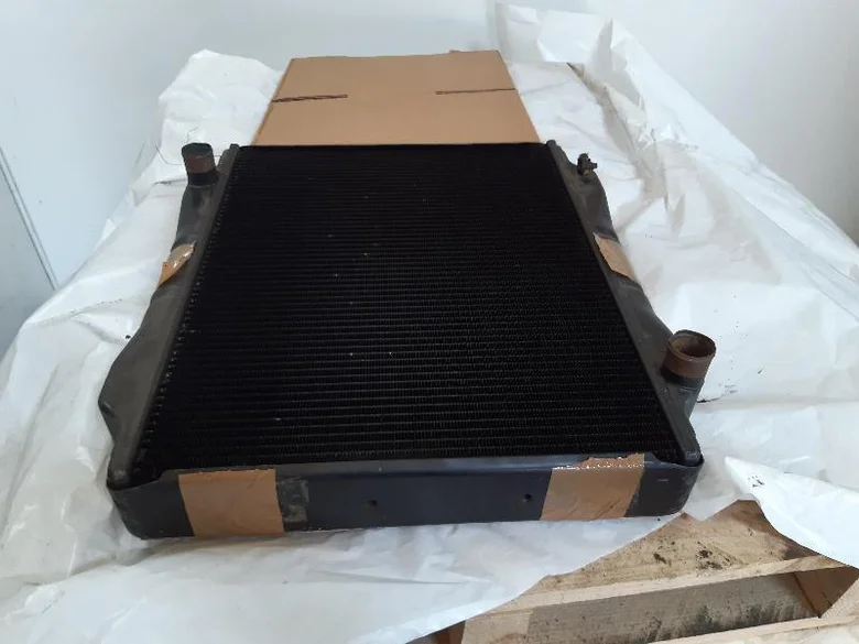 Radiador de agua para JCB 3CX