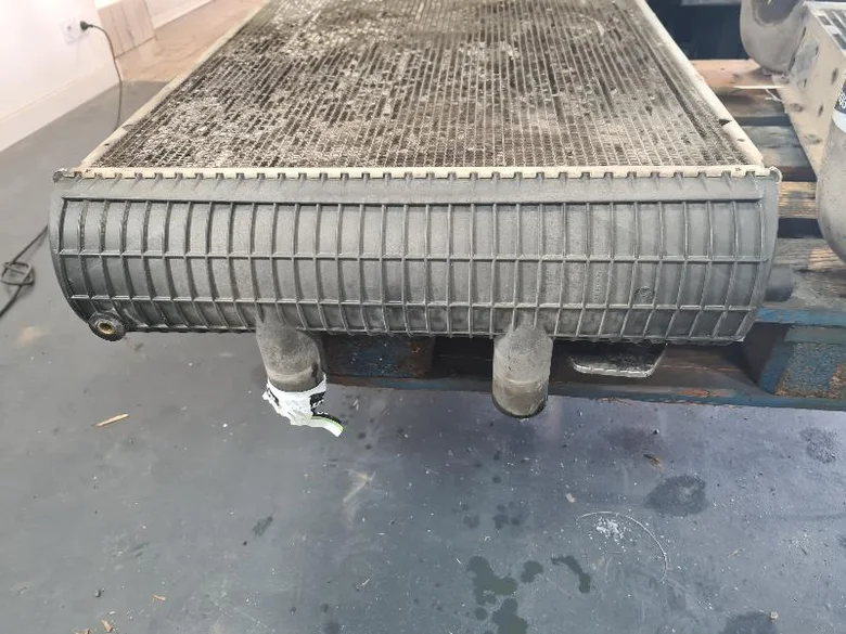 Radiador de agua para VOLVO A25D