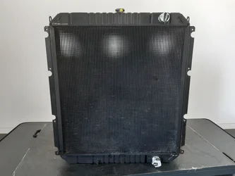 Radiateur eau pour CATERPILLAR 325LN