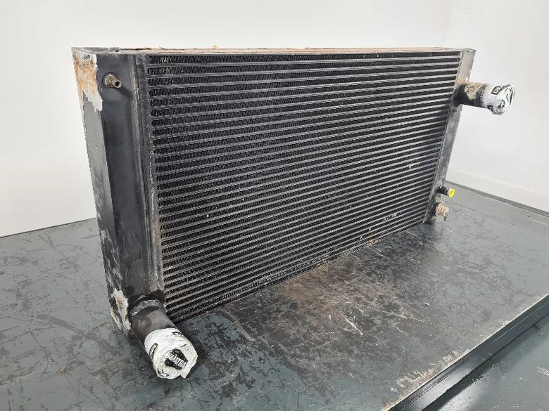 Radiateur eau pour LIEBHERR R926LC