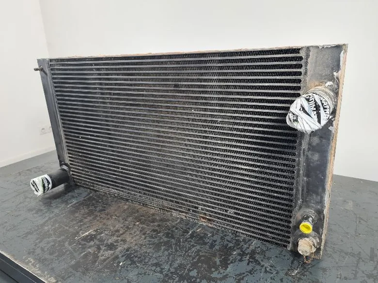 Radiateur eau pour LIEBHERR R926LC