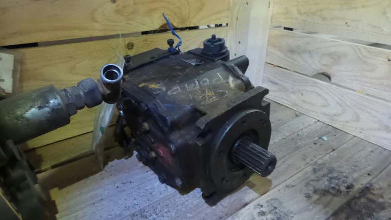 Hydraulic main pump for LIEBHERR LR621B
