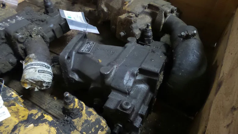 Pompe hydraulique principale pour LIEBHERR LR621B